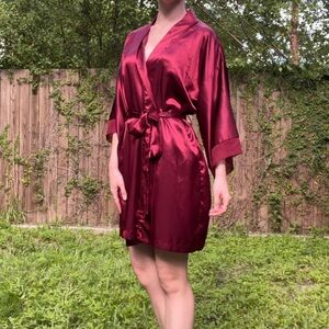 3/$30 Vintage Satin & Silk Robe